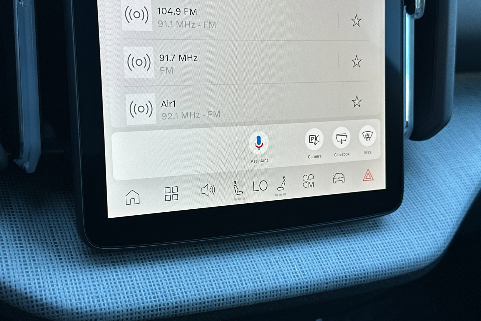 New 2026 Volvo EX30 Plus w/ Climate Package image 18