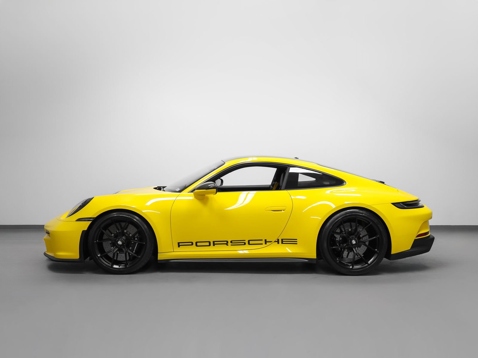 Certified 2023 Porsche 911 GT3 RWD image 2