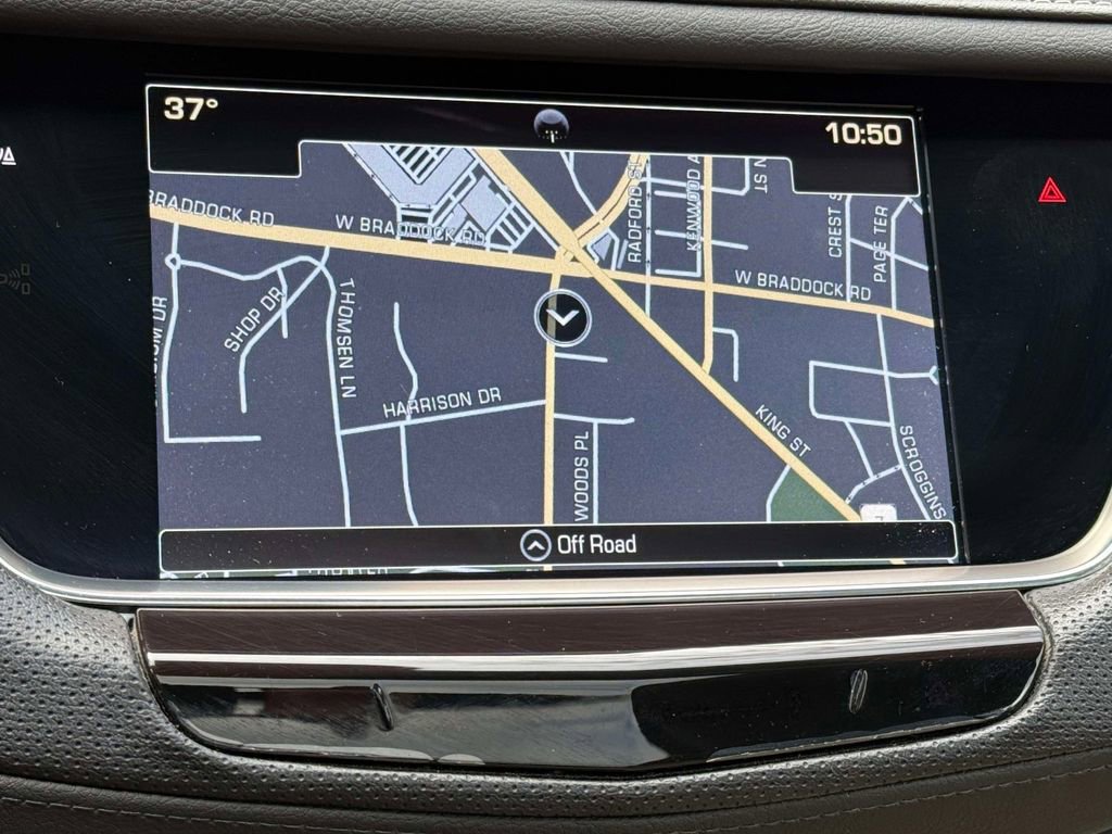 Used 2017 Cadillac XT5 Luxury w/ Driver Awareness Package image 6