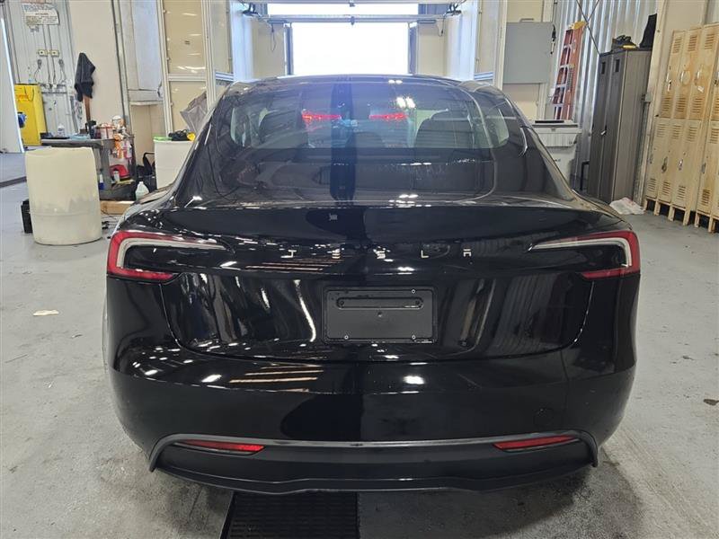 Used 2024 Tesla Model 3 RWD image 3