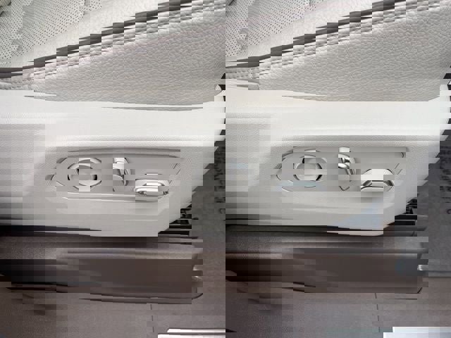 Used 2022 GMC Yukon XL Denali image 22