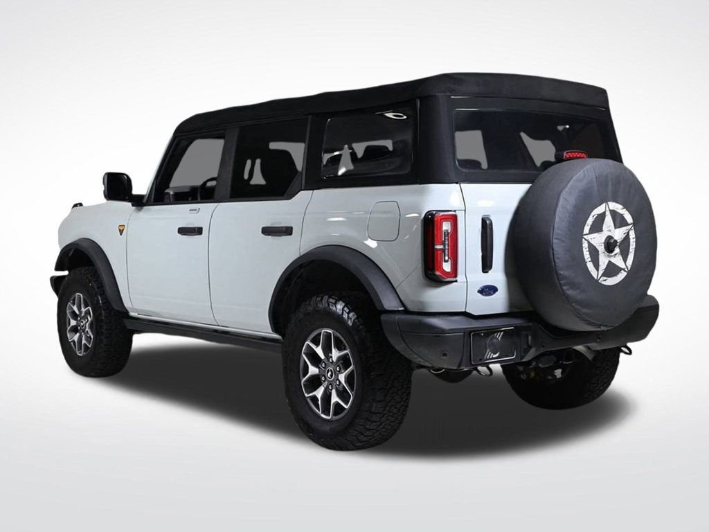 Used 2023 Ford Bronco Badlands image 3