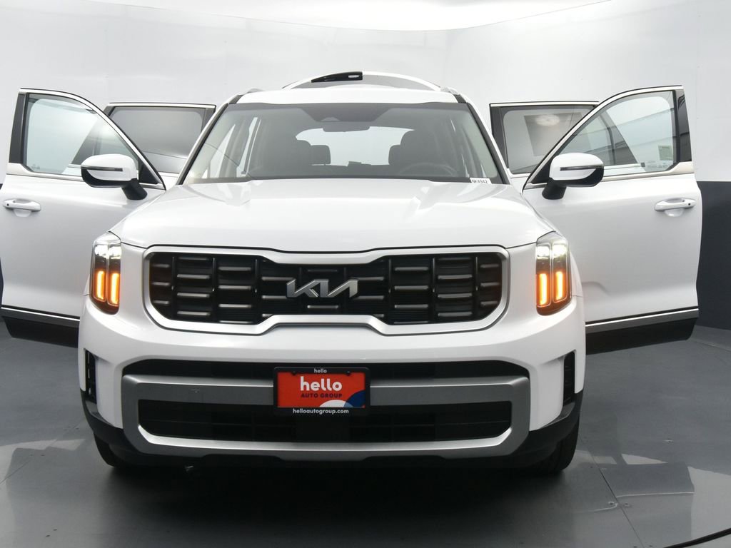 Certified 2024 Kia Telluride S w/ S Sunroof Package image 39