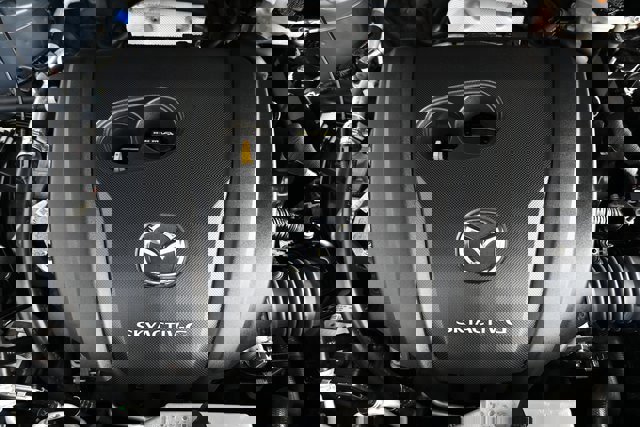 Used 2023 MAZDA CX-5 Carbon Edition image 17