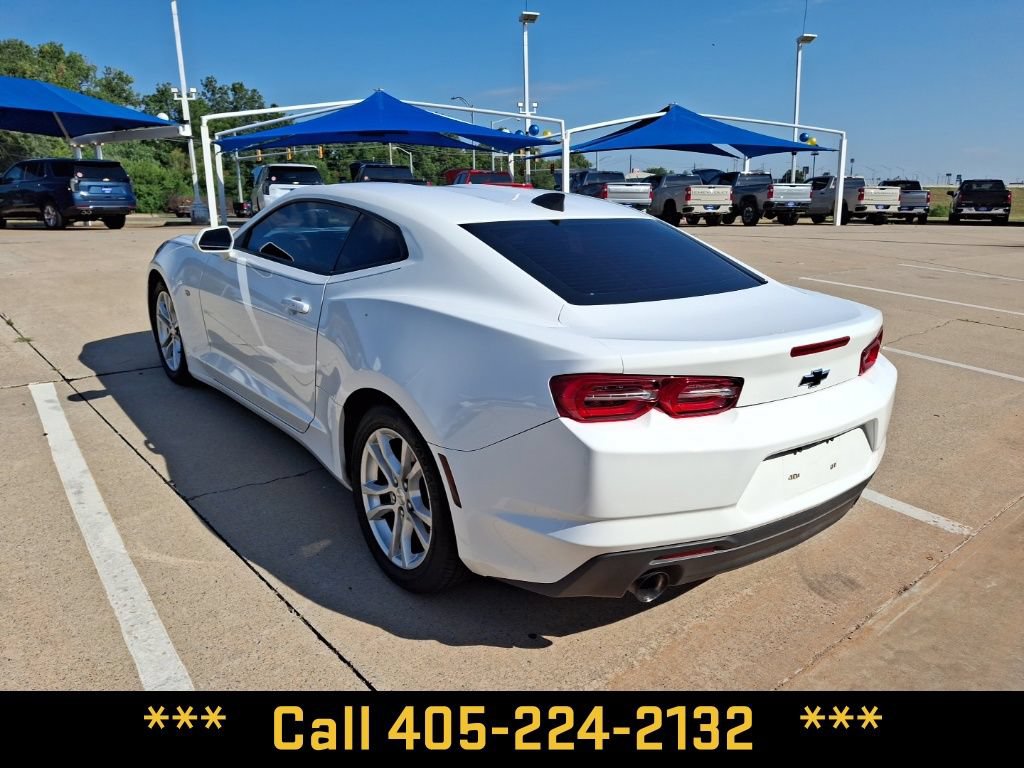 Used 2019 Chevrolet Camaro LT RWD image 9