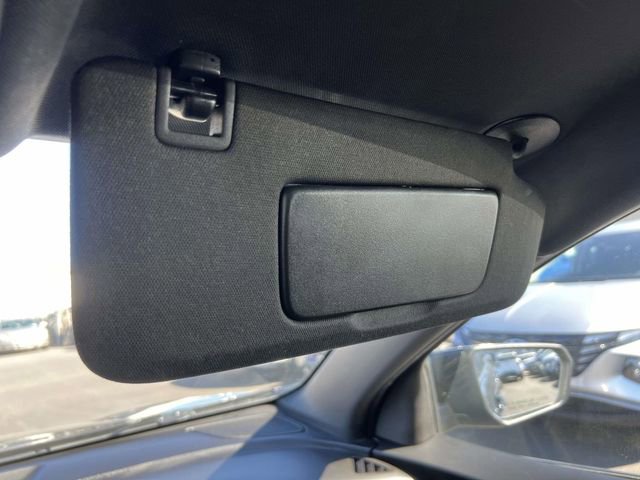 Used 2022 Chevrolet Equinox RS w/ RS Leather Package image 35