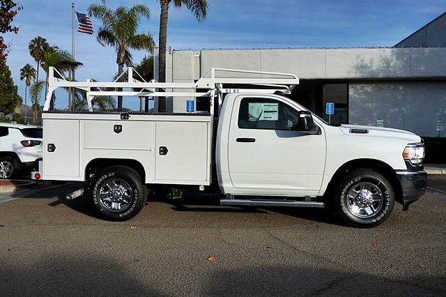 New 2024 RAM 2500 Tradesman w/ Chrome Appearance Group image 7