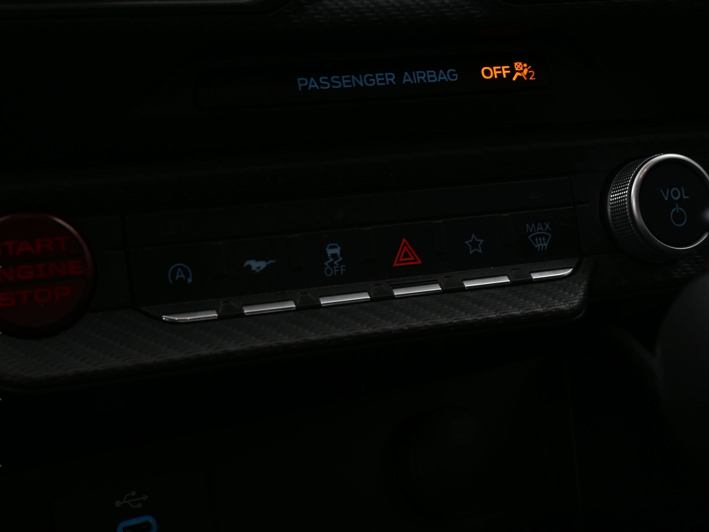 Used 2025 Ford Mustang EcoBoost image 36