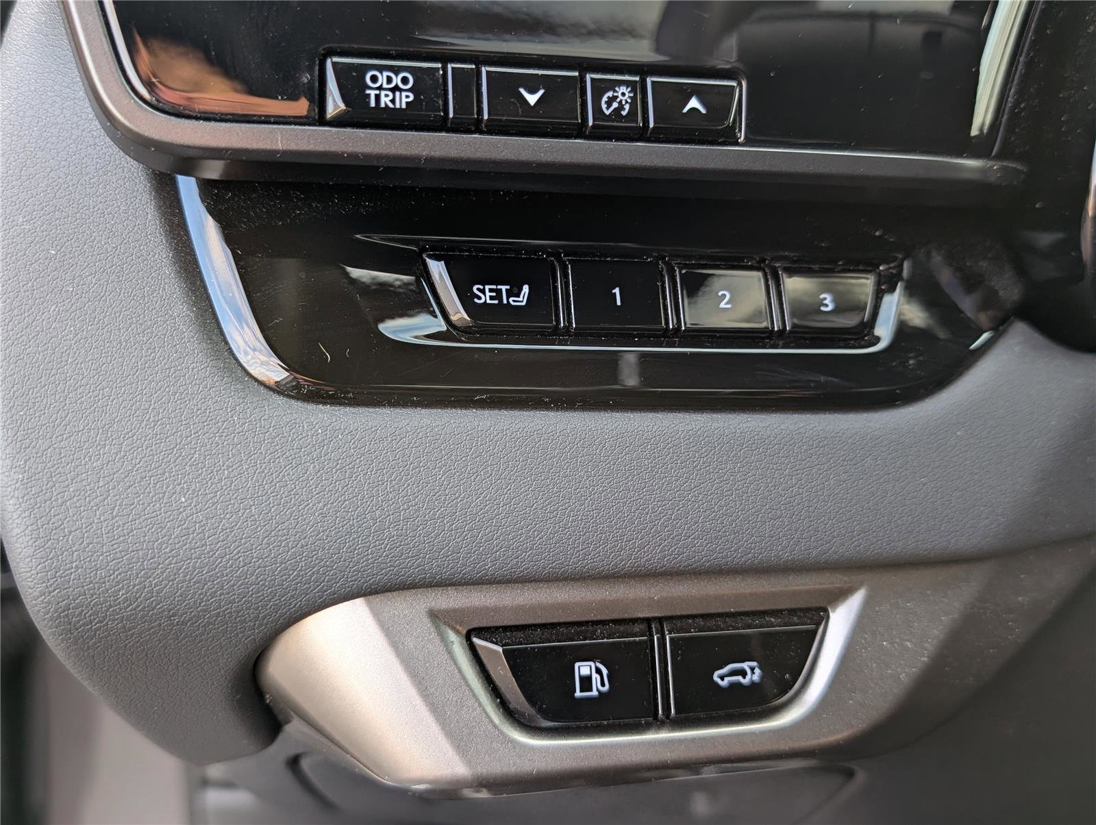 Used 2024 Lexus RX 350 Premium image 22