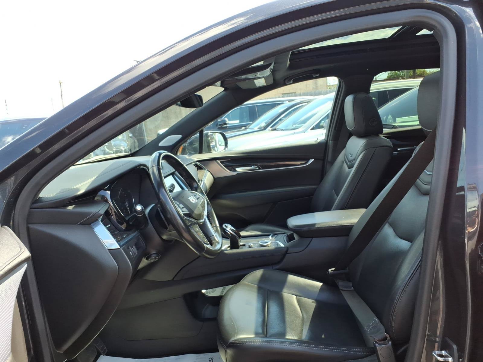 Certified 2023 Cadillac XT5 Premium Luxury AWD/4WD image 18