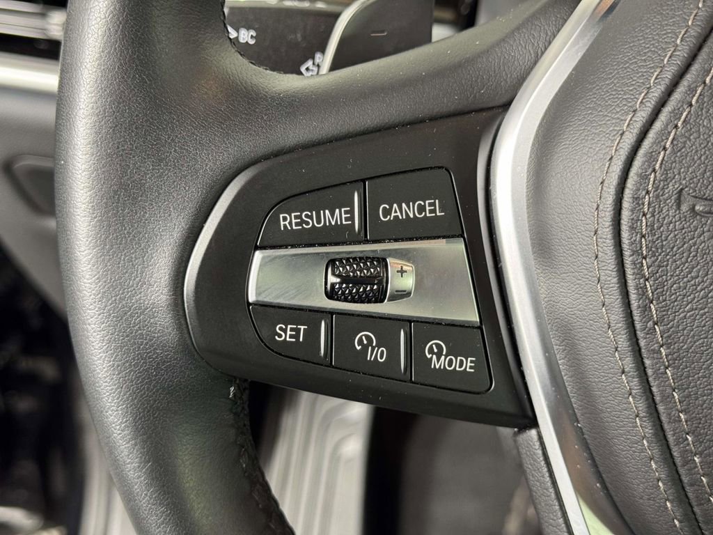 Used 2025 BMW X5 xDrive50e w/ Premium Package image 22