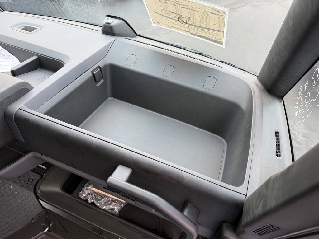 Used 2024 Chevrolet Brightdrop 600 w/ Battery Pack, Max Range image 10