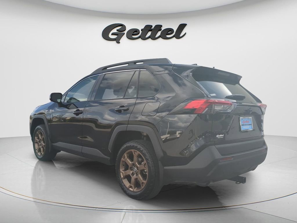 Used 2023 Toyota RAV4 AWD Hybrid image 6