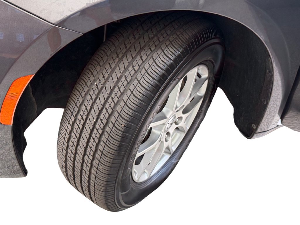 Used 2023 Chrysler Pacifica Touring-L FWD image 9