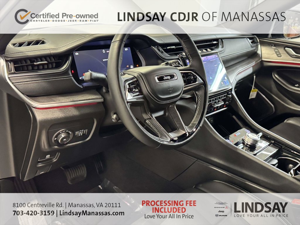 Used 2025 Jeep Grand Cherokee L Overland w/ Advanced Protech Group III AWD/4WD image 19