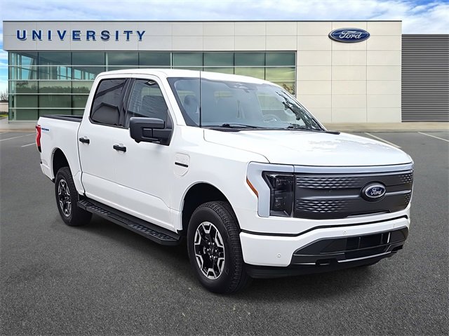 Certified 2023 Ford F150 Lightning XLT w/ Max Trailer Tow Package image 1