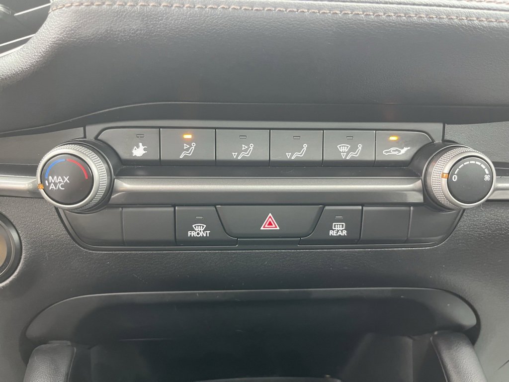 Used 2022 MAZDA MAZDA3 s image 16