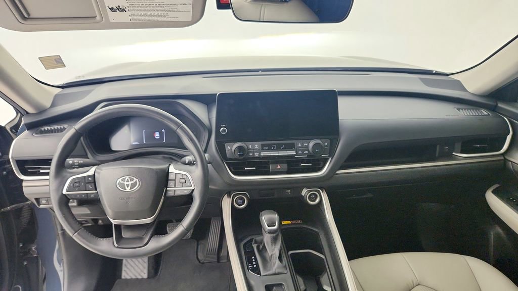 Used 2024 Toyota Grand Highlander XLE image 23