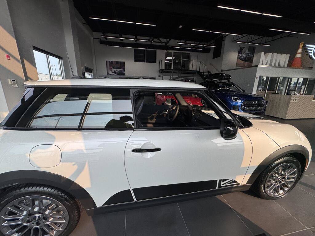 New 2026 MINI Cooper S FWD image 9