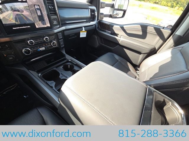 New 2026 Ford F250 Lariat w/ Black Appearance Package image 34