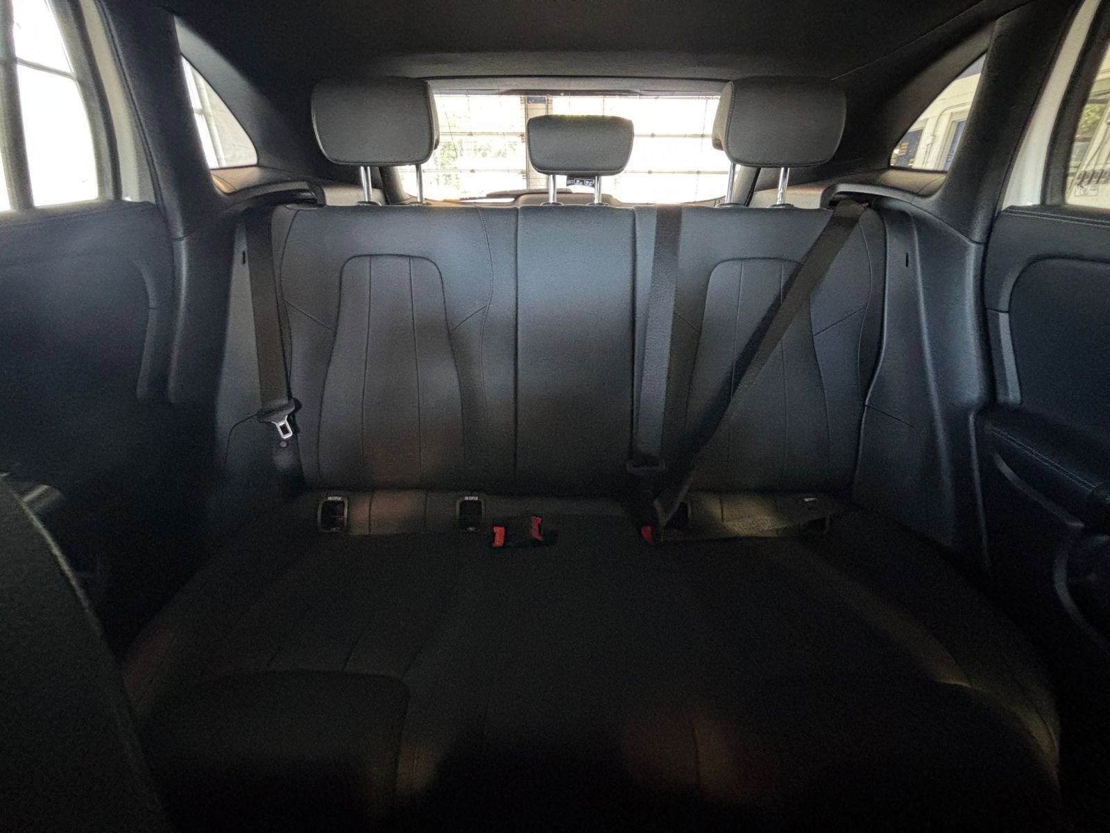 Used 2025 Mercedes-Benz GLA 250 4MATIC image 39