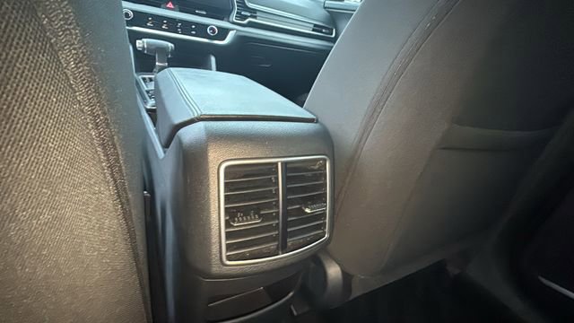 Used 2024 Kia Sportage LX image 23