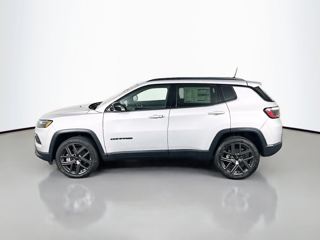 New 2026 Jeep Compass Latitude AWD/4WD image 4