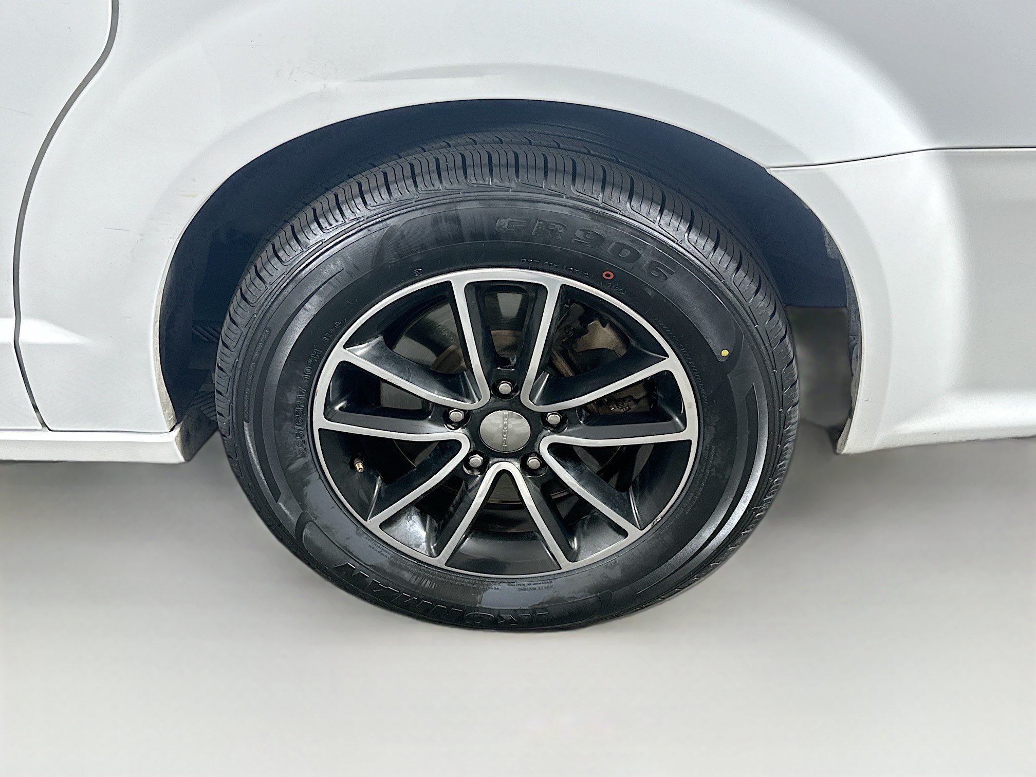 Used 2019 Dodge Grand Caravan GT FWD image 11