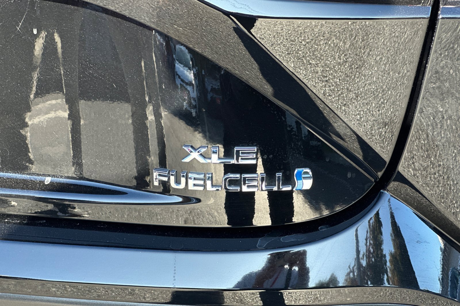 Used 2022 Toyota Mirai XLE image 13