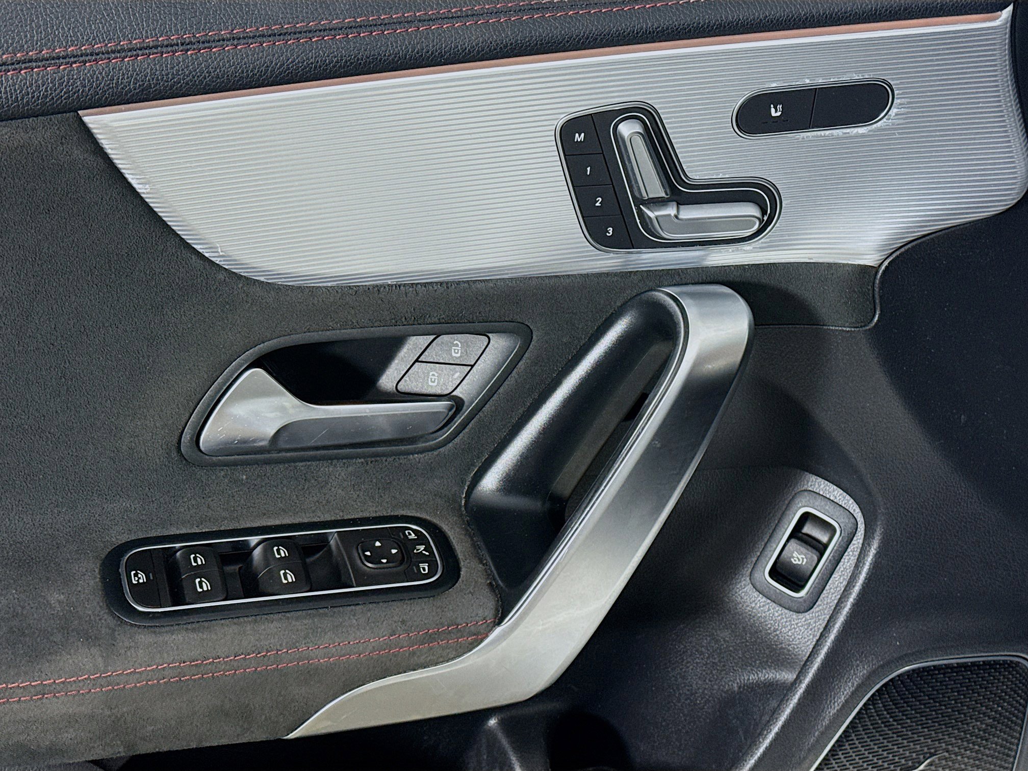 Used 2020 Mercedes-Benz CLA 250 CLA 250 image 24