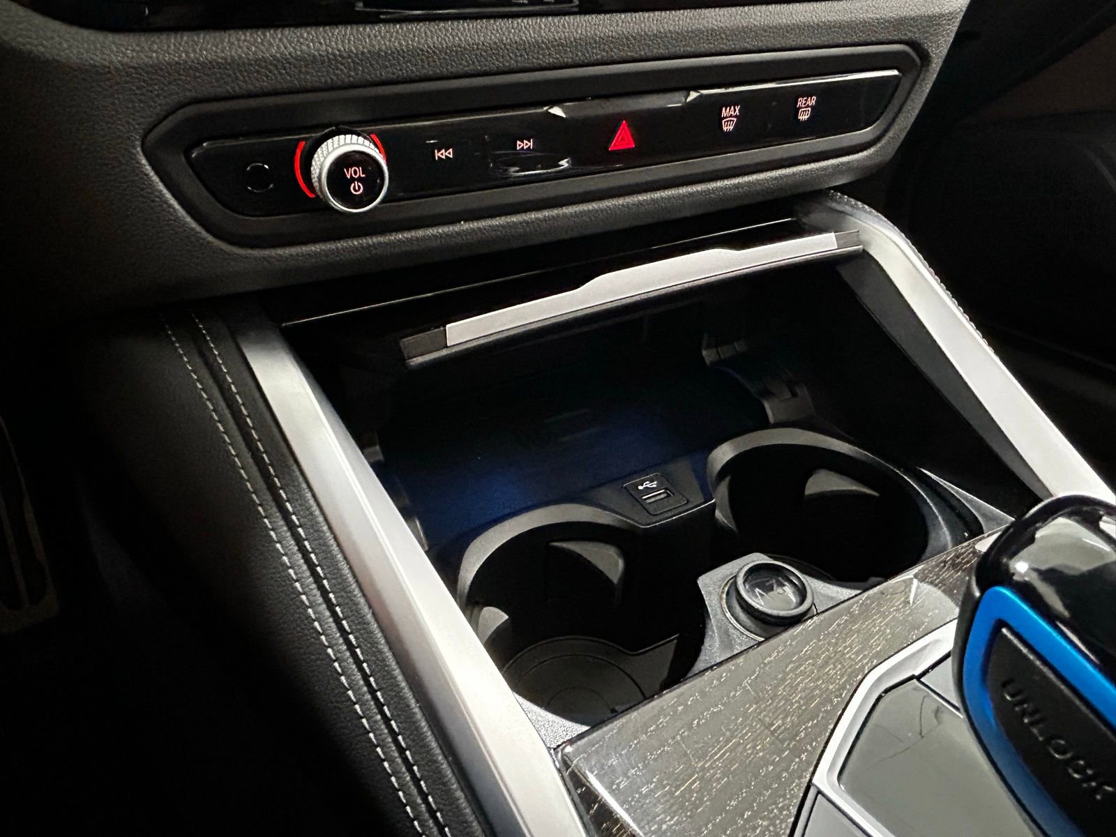 Used 2022 BMW i4 eDrive40 w/ M Sport Package image 20