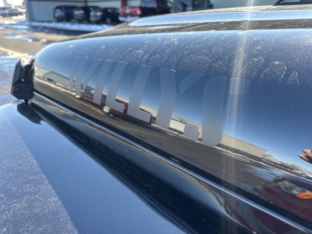 Used 2024 Jeep Gladiator Willys image 20