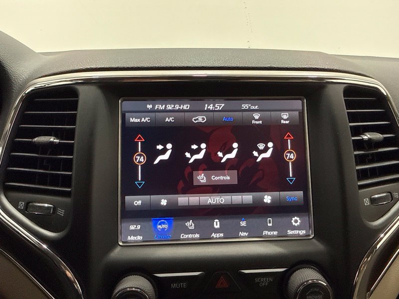 Used 2018 Jeep Grand Cherokee Limited AWD/4WD image 32