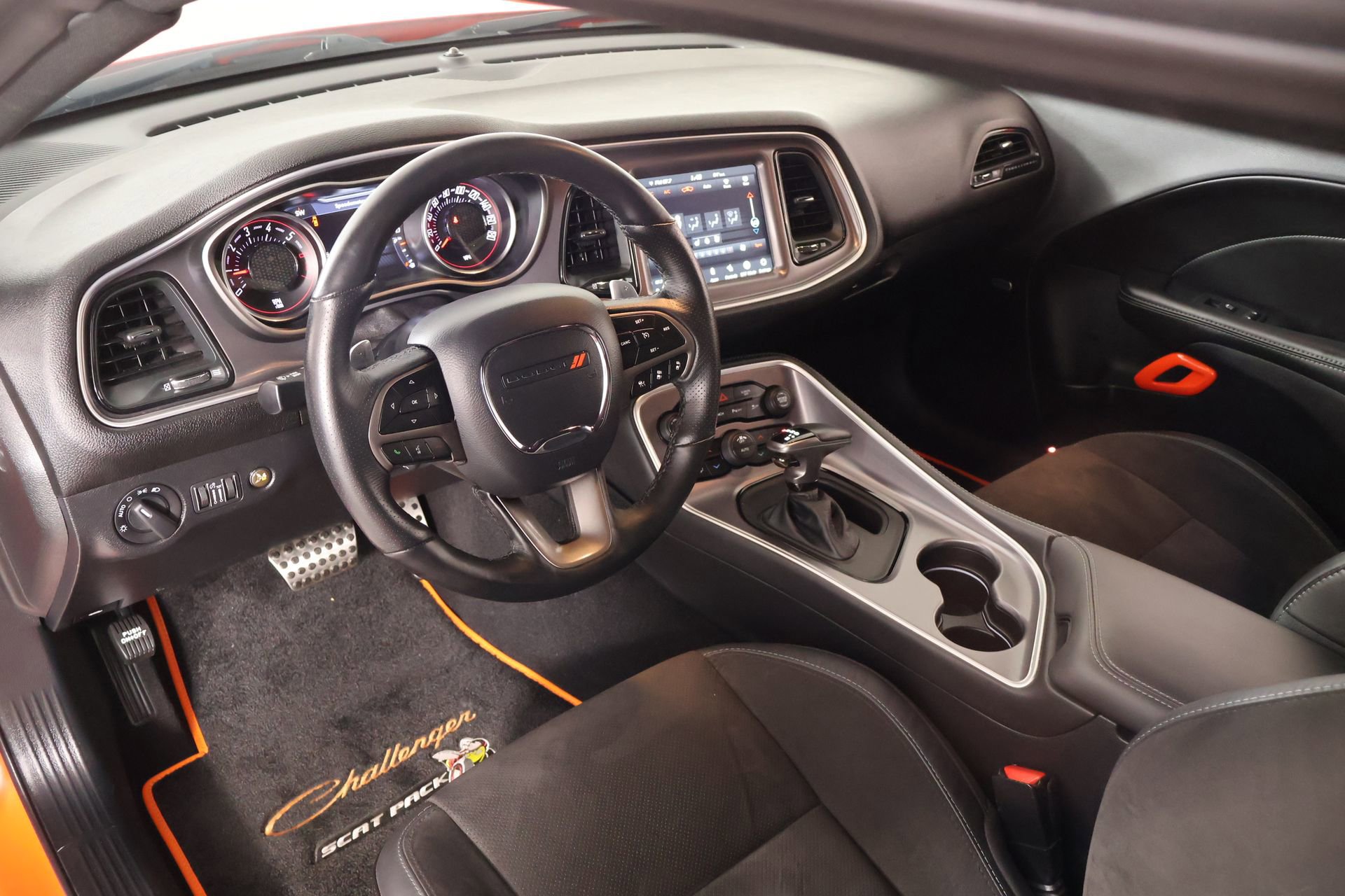 Used 2019 Dodge Challenger R/T Scat Pack image 2