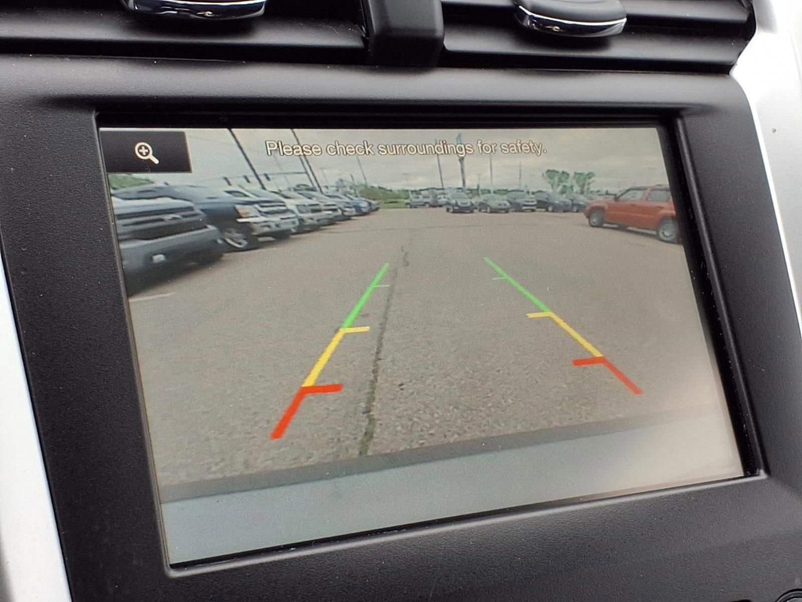 Used 2014 Ford Fusion SE FWD image 21