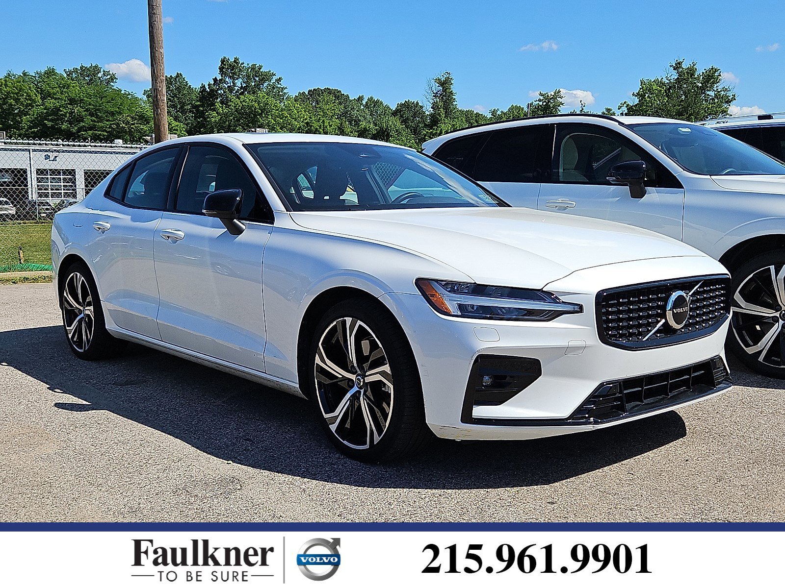Used 2024 Volvo S60 B5 Core FWD image 1