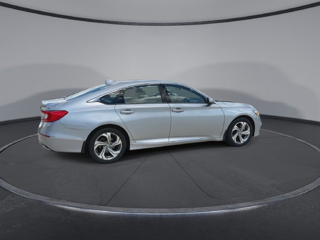 Used 2019 Honda Accord EX image 9