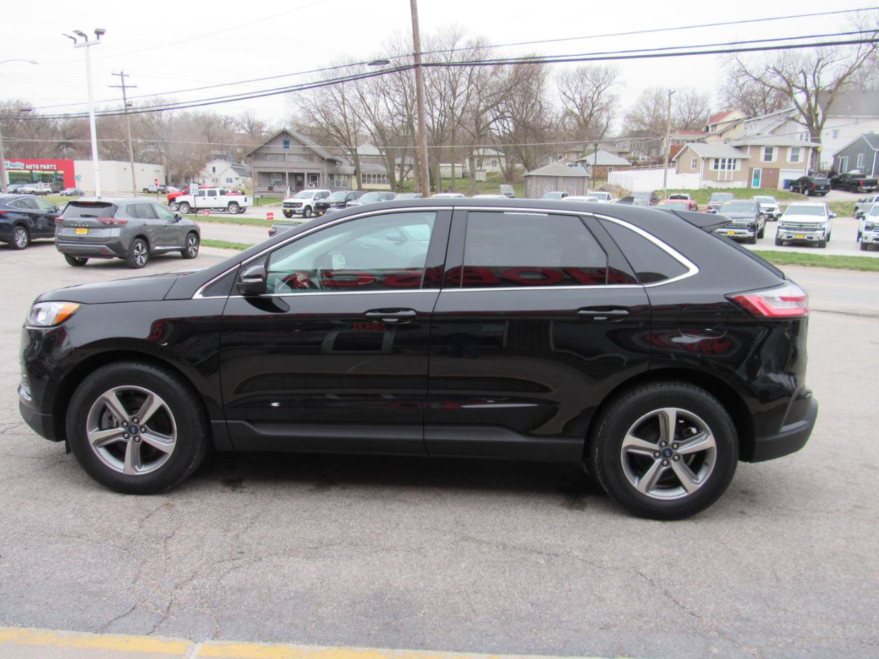 Used 2020 Ford Edge SEL w/ Convenience Package image 10