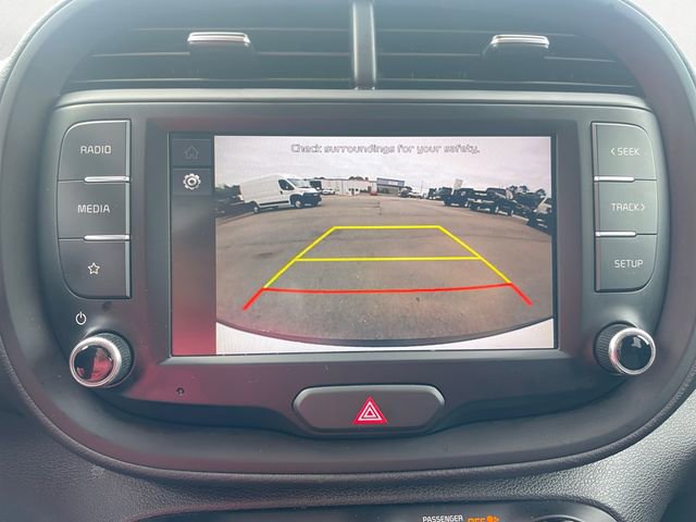 Used 2023 Kia Soul LX w/ LX Technology Package image 21