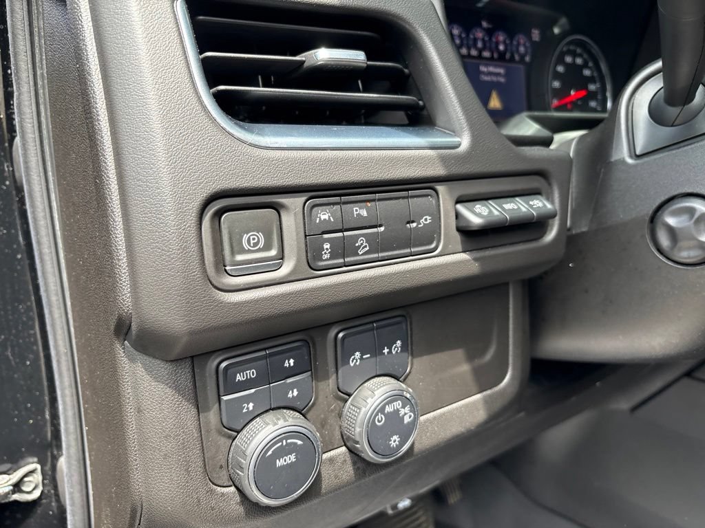 Used 2021 Chevrolet Tahoe High Country AWD/4WD image 13