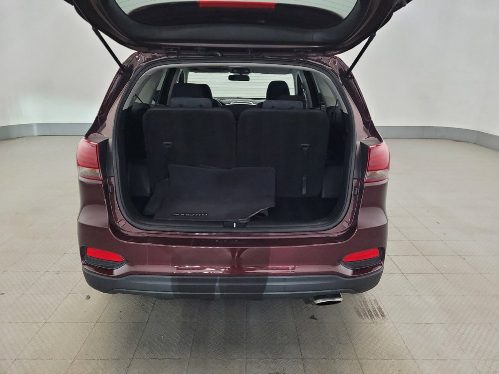 Used 2019 Kia Sorento AWD V6 image 33