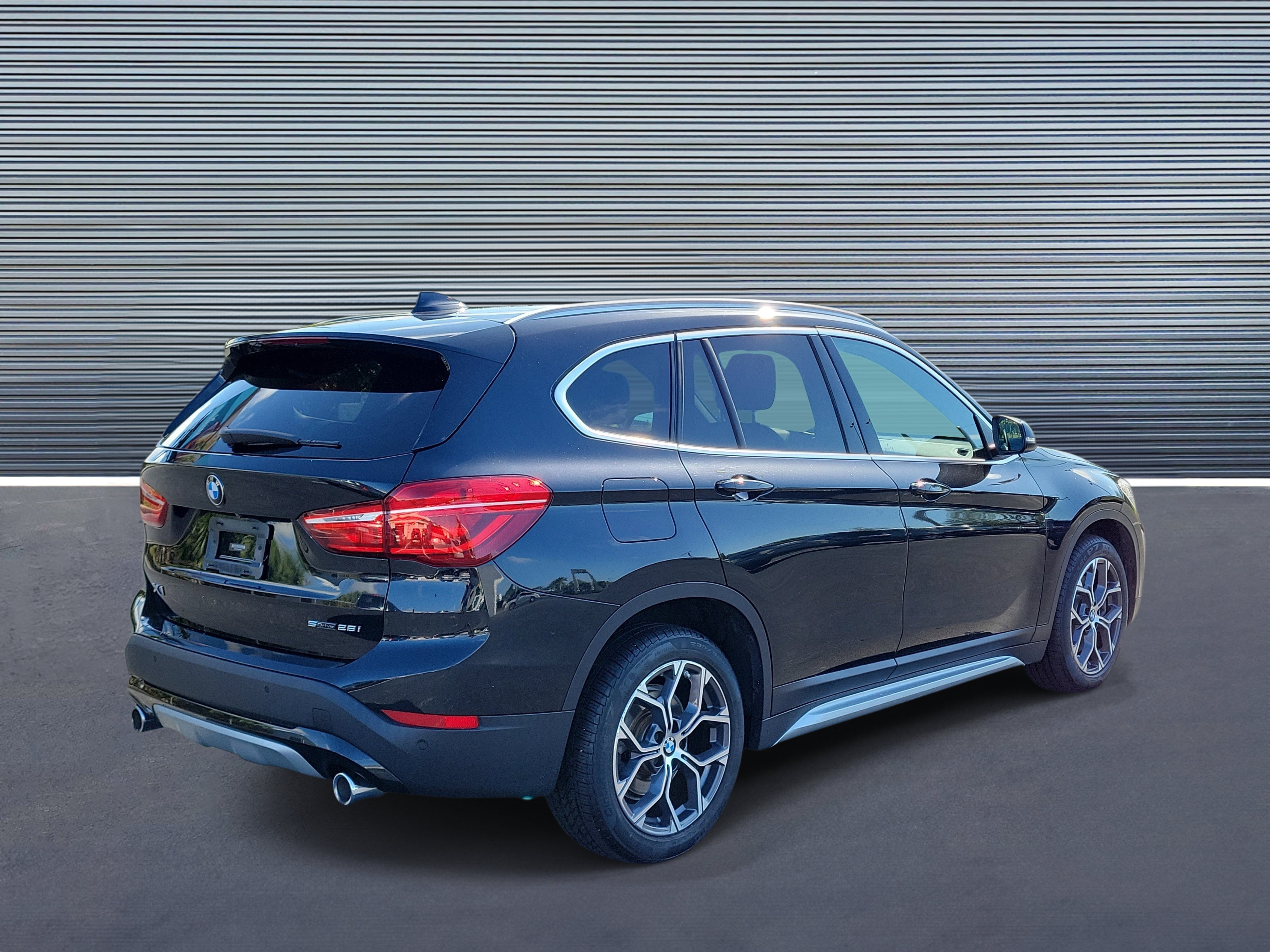 Used 2020 BMW X1 sDrive28i w/ Convenience Package FWD image 3