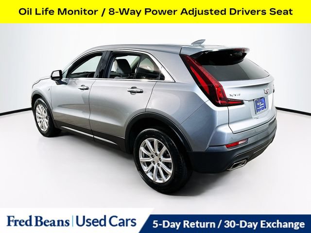 Used 2023 Cadillac XT4 Luxury w/ Cold Weather Package FWD image 8