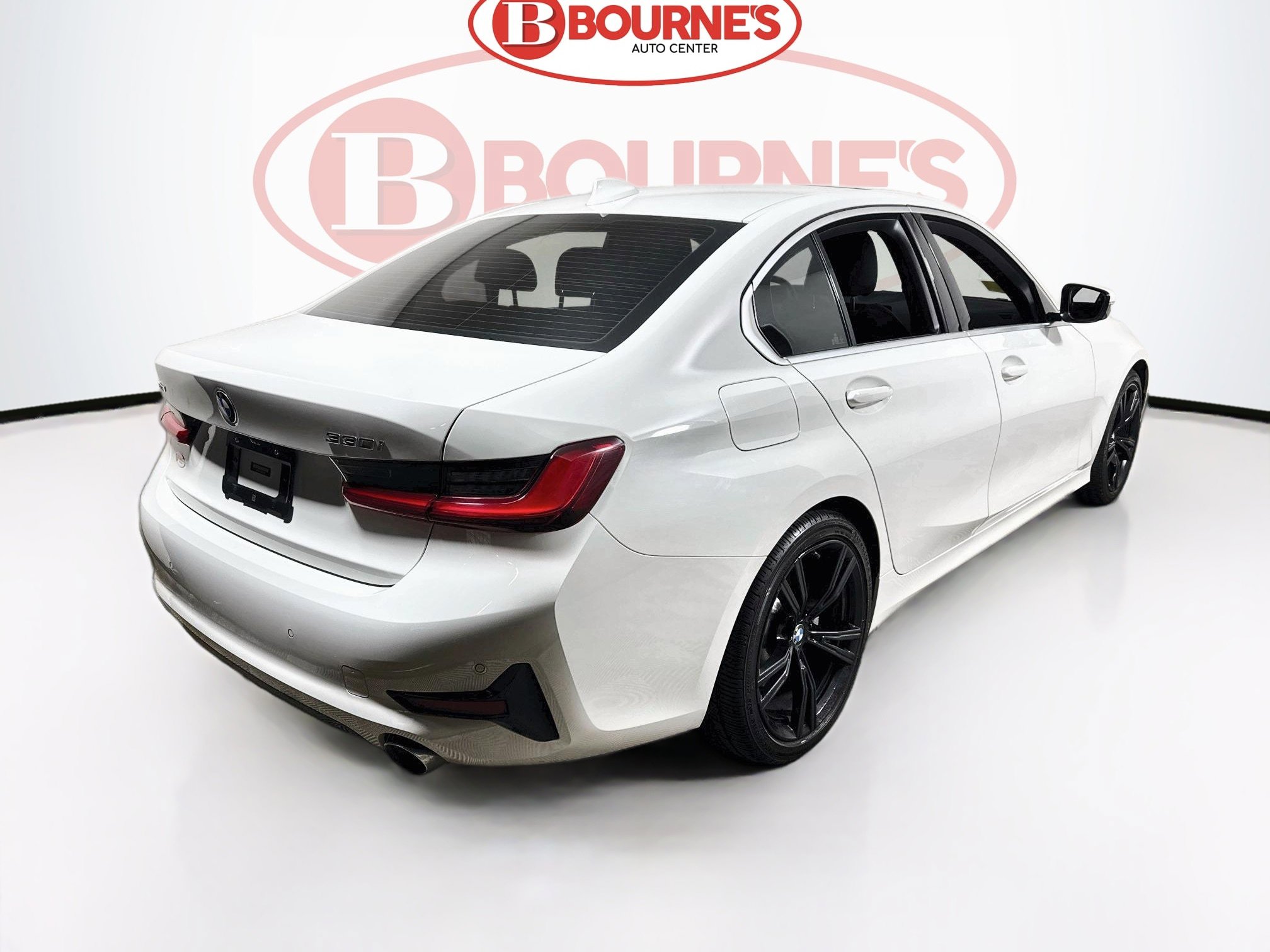 Used 2021 BMW 330i xDrive Sedan w/ Premium Package AWD/4WD image 11
