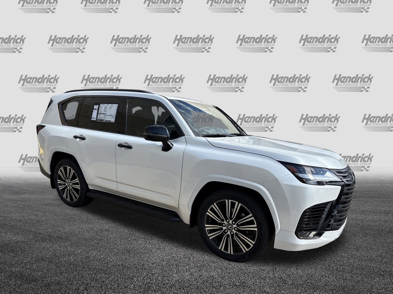 New 2025 Lexus LX 600 4WD w/ Luxury Package image 2