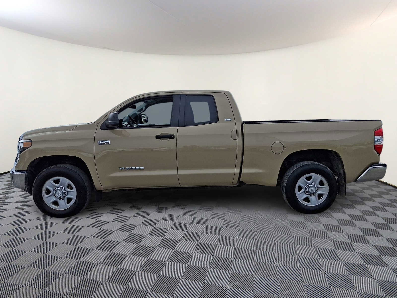 Certified 2019 Toyota Tundra SR5 image 10