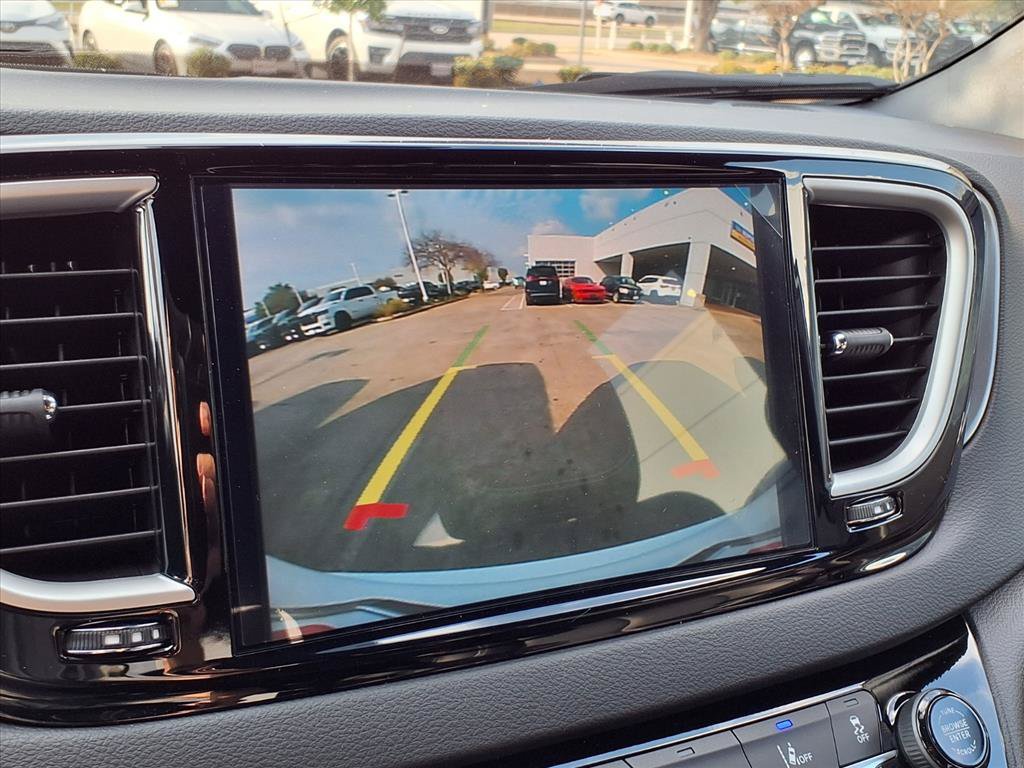 New 2026 Chrysler Voyager LX FWD image 4