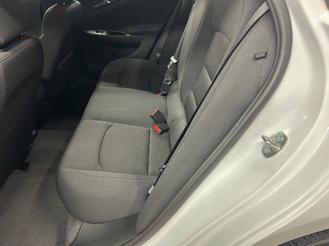 Used 2023 Chevrolet Malibu LS image 13
