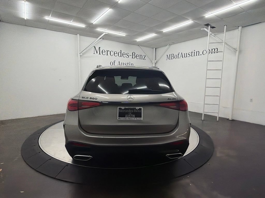 Used 2023 Mercedes-Benz GLC 300 4MATIC image 7