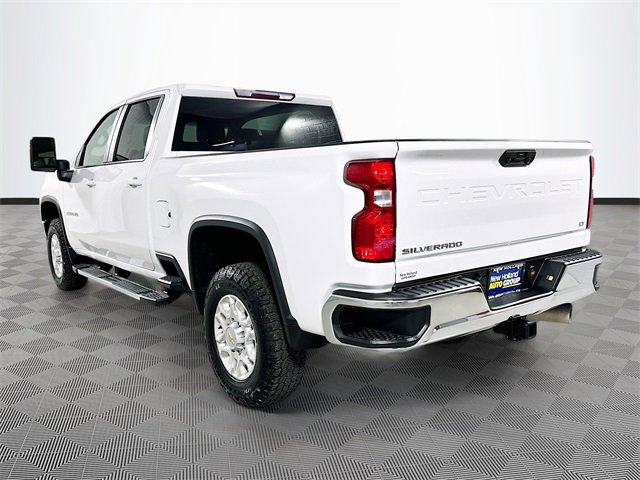 Used 2023 Chevrolet Silverado 2500 LT w/ Convenience Package image 5